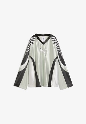 Puma, STREET GLAM OVERSIZED BEDAZZLED JERSEY - Longsleeve - créme de mint