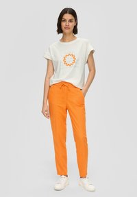 s.Oliver Print T-shirt - ecru