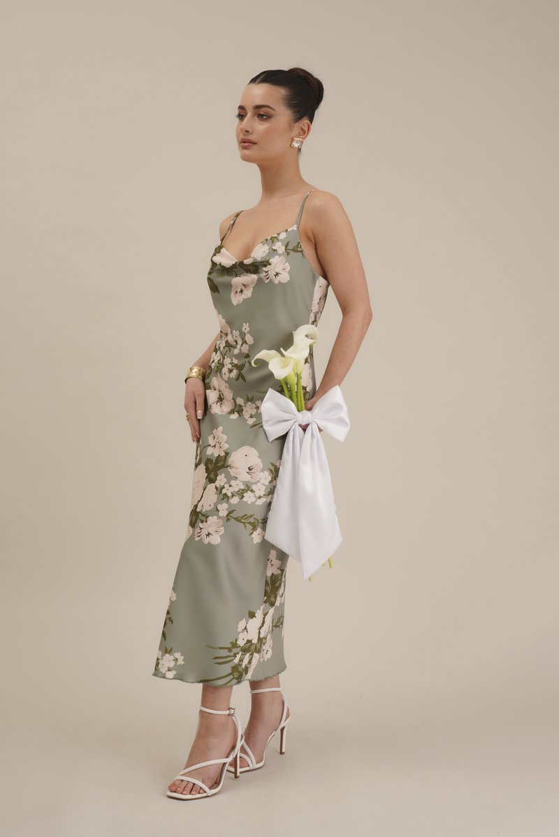 WAL G PETITE CARA COWL NECK - Cocktail dress / Party dress - sage green/light green - Zalando.ie WAL G PETITE CARA COWL NECK - Cocktail dress / Party dress - sage green/light green - Zalando.ie