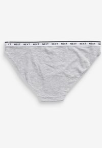 Slip bikini femme gris clair avec ceinture blanche affichant en répétition le texte noir "NEXT".