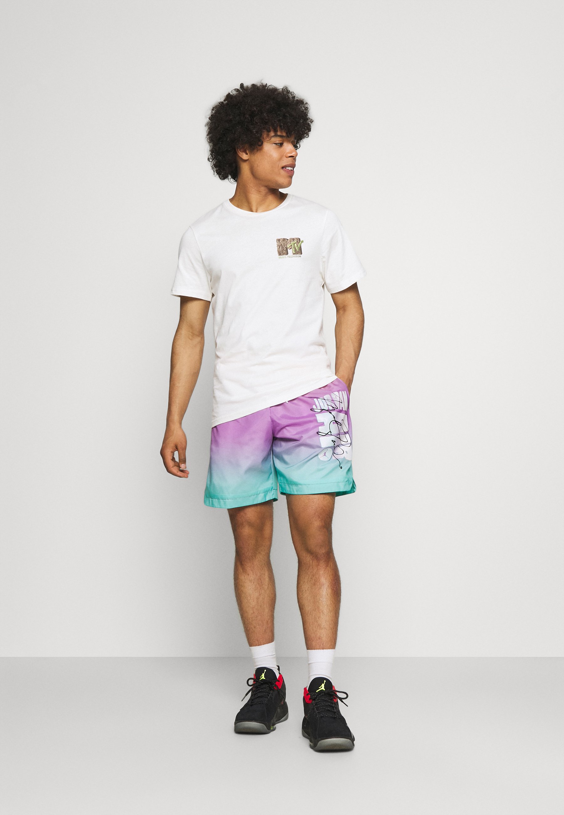 Men POOL - Shorts Men POOL - Shorts