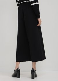 Calliope CULOTTE CON PIEGHE  - Jupe trapèze - nero