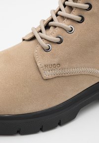 HUGO RYAN - Lace-up ankle boots - medium beige