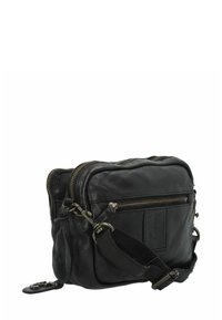 Borsa a tracolla in pelle nera con doppie cerniere, superficie texture, tracolla regolabile e logo dell'ancora impresso sulla parte anteriore.