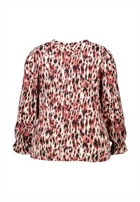 Blouse à manches longues présentant un motif abstrait rouge et noir sur fond crème ; tissu léger avec une coupe décontractée et des manches bouffantes.