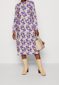 Lollys Laundry Robe chemise - multi-coloured
