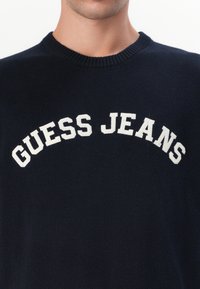 Guess Jeans PATCH - Trui - daring ocean