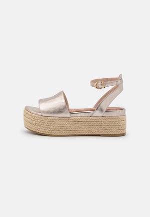 Espadrilles - gold-coloured