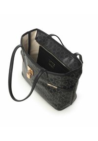 Borsa a tracolla in pelle nera con motivo impresso, hardware dorato e fodera interna beige. Presenta una tasca con zip e spallacci.