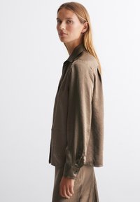 Marc O'Polo BLOUSE BOXY SHAPE COLLAR LONGSLEEVE SOLID - Hemdbluse - melted nougat