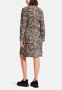 Marc Cain Blusenkleid - bright camel