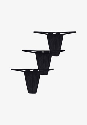 Trzy czarne stringi z cienkimi paskami, przezroczystym materiałem i minimalistycznym wzorem o gładkiej fakturze.