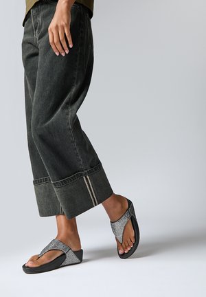 LULU TOE POST - BALL - Sandales tongs - zilver