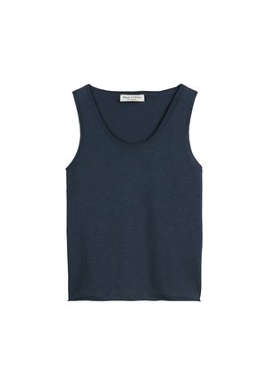 Marineblauwe mouwloze tanktop gemaakt van zachte stof, met een ronde halslijn en een relaxte pasvorm. Label met merknaam zichtbaar aan de hals.