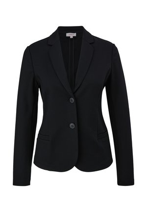Schwarze taillierte Blazerjacke mit Reverskragen, zwei vorderen Knöpfen und seitlichen Schlitztaschen, vor einem weißen Hintergrund präsentiert.