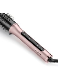Pyöreä hiusharja, jossa on musta ja ruusukultainen kahva. Harjassa on harjaksia, digitaalinen näyttö, plus/miinus-napit ja virtajohto.