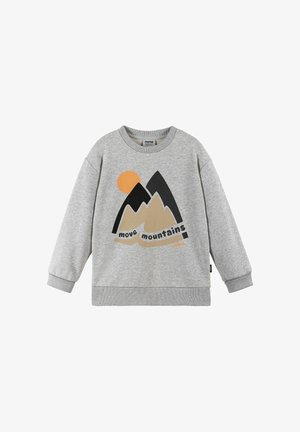 Grauer Sweatshirt mit rundem Ausschnitt, langen Ärmeln, mit einer Grafik von Bergen und Sonne in Schwarz, Braun und Orange. Der Text lautet "Bewege Berge."