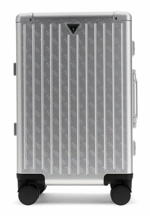 - Walizka na kółkach