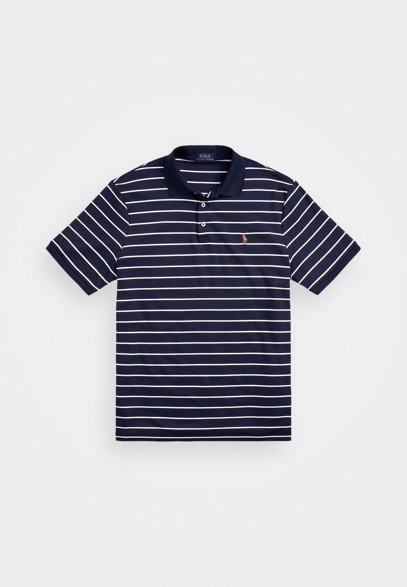 Polo bleu marine à rayures horizontales blanches, manches courtes, patte de boutonnage à deux boutons et petit logo brodé sur la poitrine.