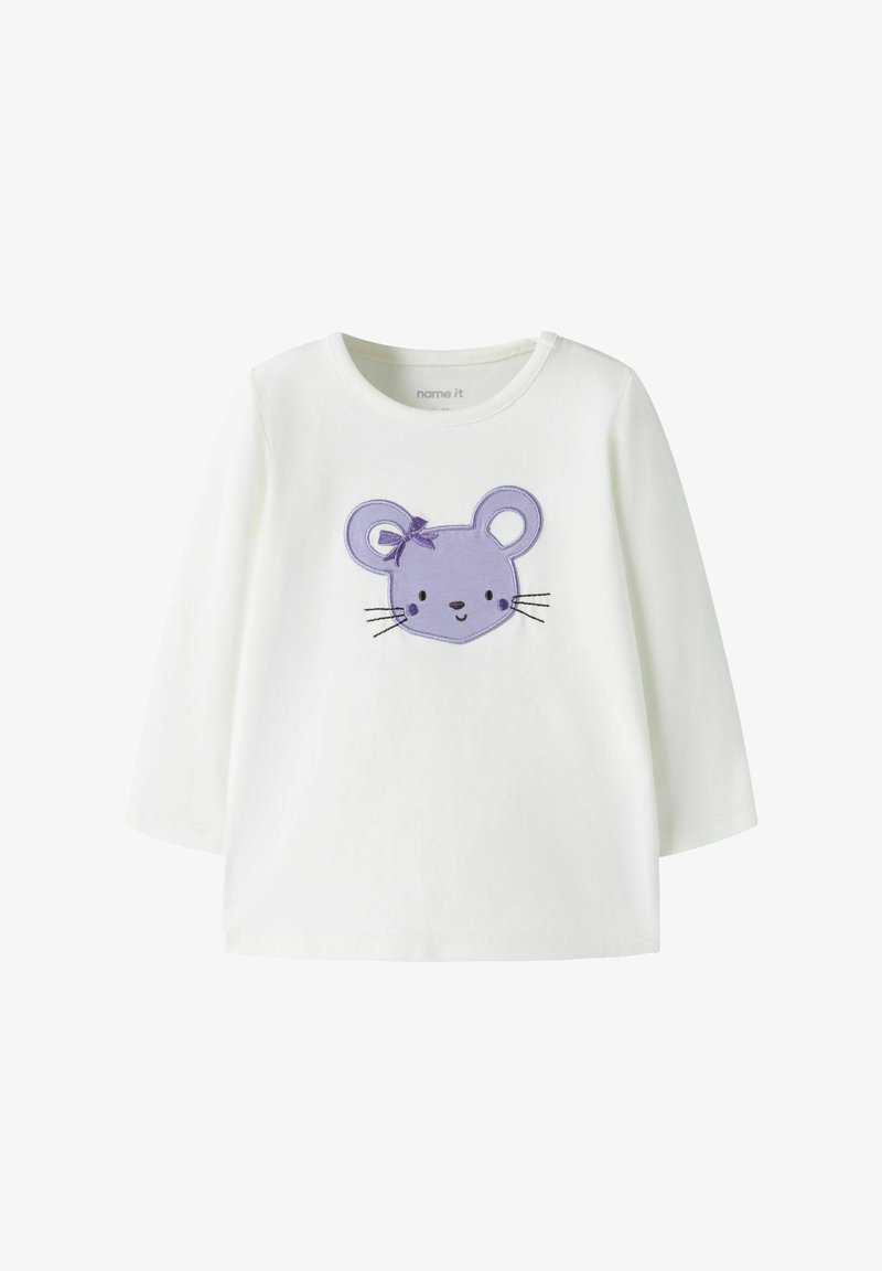 T-shirt blanc à manches longues pour tout-petit avec une applique visage de souris violet portant un petit nœud en haut à gauche.