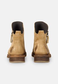 Felmini Wide Fit Ankle boot