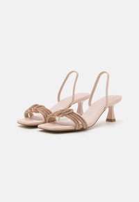 Call it Spring GLOWING B.E.D FOAM - Sandále - light pink