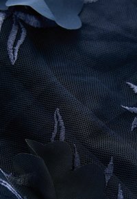 Next 3D FLORAL TEXTURED V-NECK TALL - REGULAR FIT - Apģērbs svinīgiem gadījumiem - blue navy
