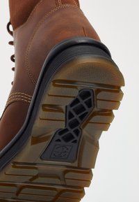 Dr. Martens Platform ankle boots - tan