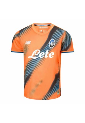 Oranje voetbalshirt met blauwe en zwarte diagonale strepen, Atalanta clublogo op de borst, New Balance-logo en "Lete" sponsorschrift.