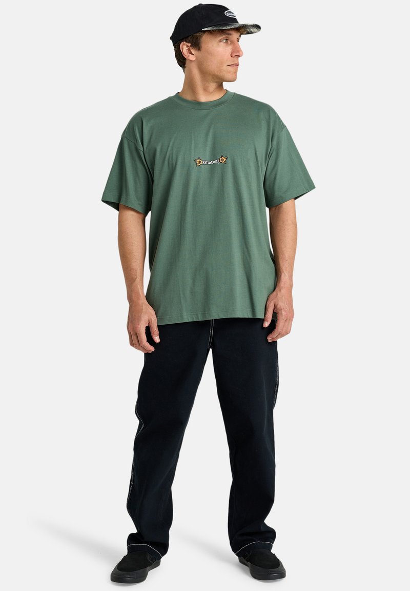 Billabong T-shirt print groen Billabong T-shirt print groen