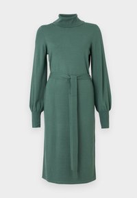 VIAMANDA TURTLE NECK DRESS - Strickkleid - laurel wreath