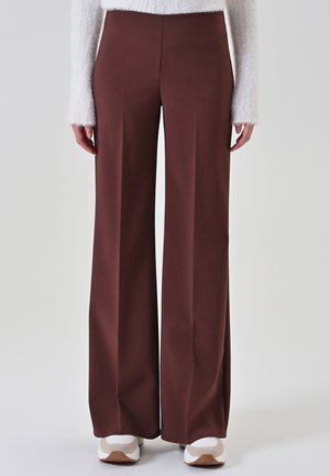 PALAZZO IN TESSUTO TECNICO - Stoffhose - brown