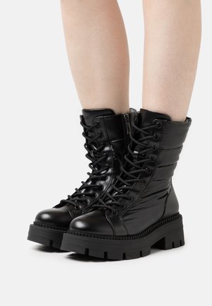 Tamaris Winter boots - black