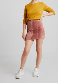 JDY Jersey de punto - gold-coloured