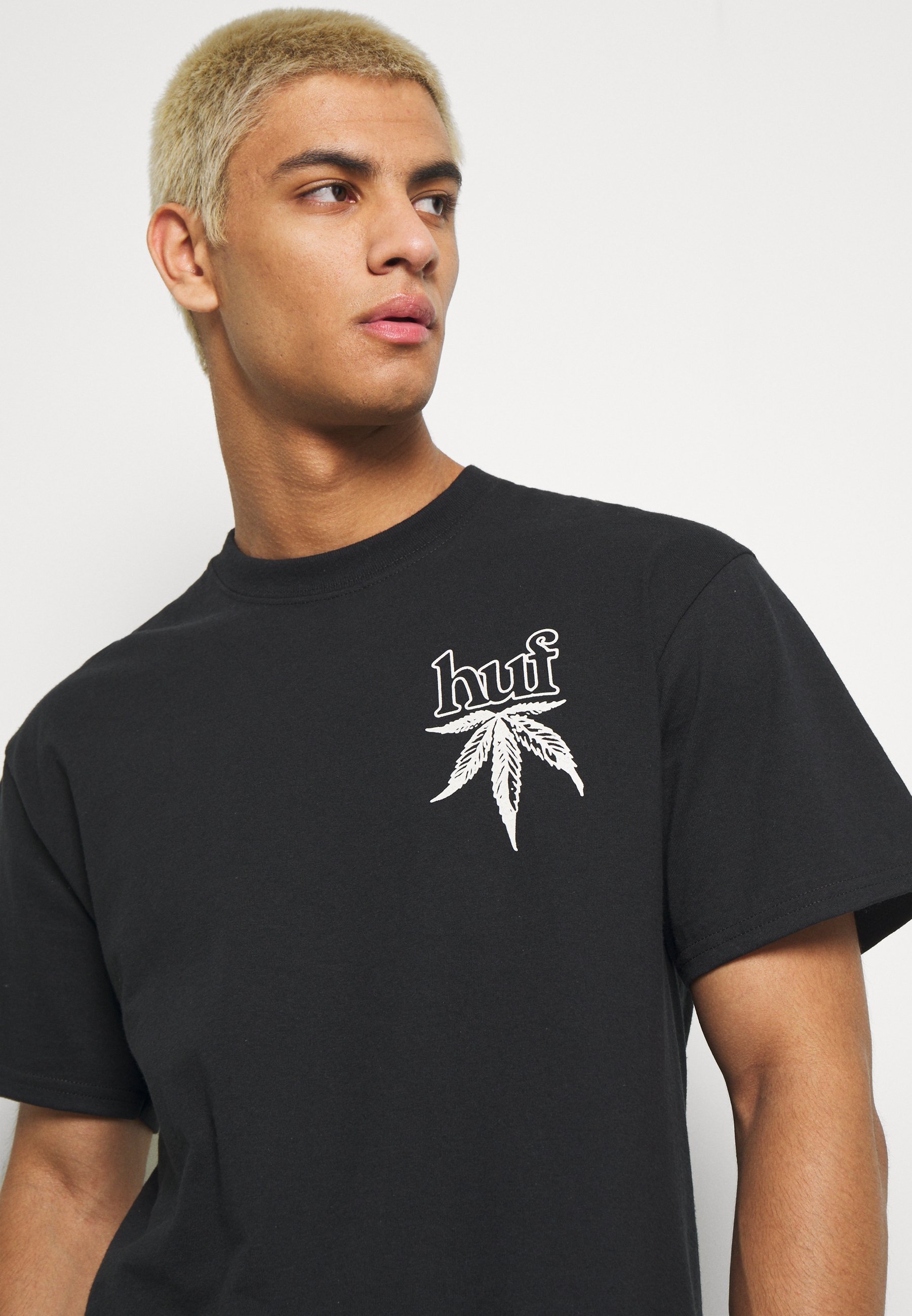 HUF FOUR AND TWENTY TEE T shirts med print black HUF FOUR AND TWENTY TEE - T-shirts med print - black