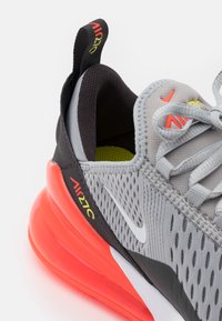 Nike Sportswear AIR MAX 270 UNISEX - Sneakers - light smoke grey/white/dark smoke grey
