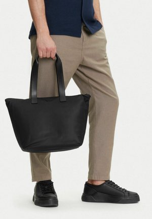EA7 Emporio Armani, BORSA UOMO EMPORIO ARMANI EM001797AF13454-UC001 NERO - Shopping bag - nero