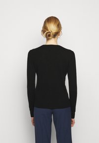 Theory Sweter