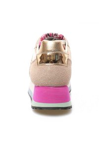 Y Not? CAPPUCCINO - Sneakers basse - nuage