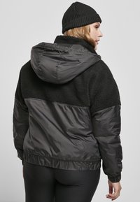 Urban Classics Vinterjacka - black/black