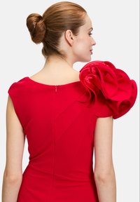 Vera Mont ABEND FIGURBETONT - Ballkleid - red rose