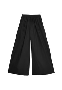 Svarta vida byxor med elastisk midja. Tillverkade av mjukt tyg, som har en lös passform och en ren, rak fåll. Inga synliga mönster eller detaljer.