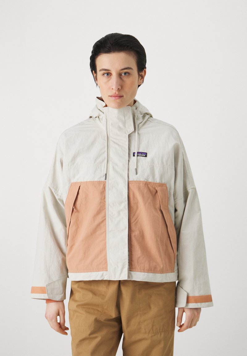 Patagonia SKYSAIL - Giacca outdoor - dyno white/terra pink