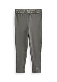 Grå aktive leggings med en bred talje, der har teksten "ACTIVE NEXT ACT". Lavet af strækbart materiale med flade sømme og logodetalje.