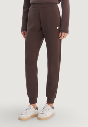 Guess, OLYMPE LONG PANTS V4YB08 KCAY2 - Pantalon de survêtement - coffee