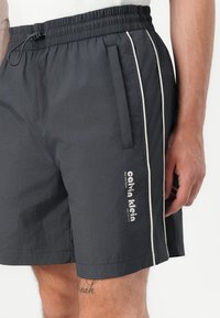 Calvin Klein Jeans Shorts - ebony