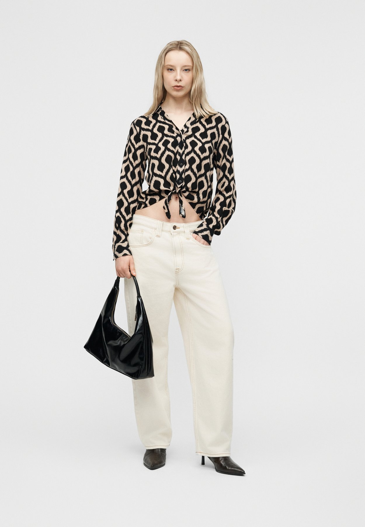 ONLNOVA LIFE KNOT SHIRT