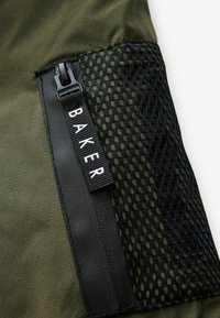 Baker by Ted Baker SHOWER RESISTANT REGULAR FIT - Vinterkappa /-rock - khaki green