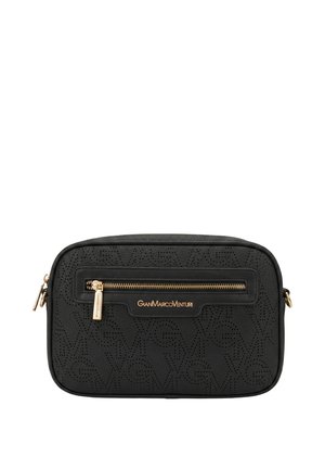 Borsa rettangolare in pelle nera con lettere traforate, tasca con zip dorata e logo "Gian Marco Venturi" dorato sul davanti.