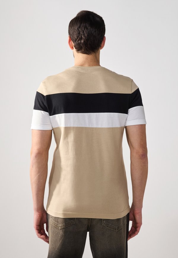 Print T-shirt - humus4